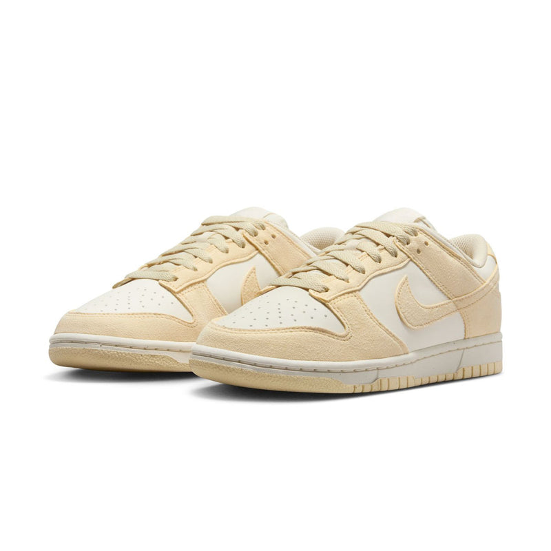 Wmns Dunk Low 'Soft Pearl'