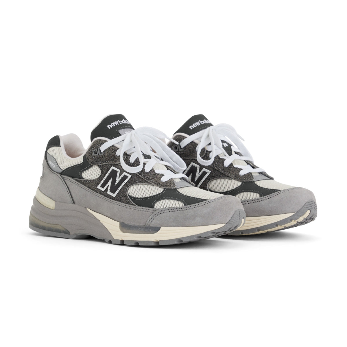 in USA 992 'Shadow Grey'