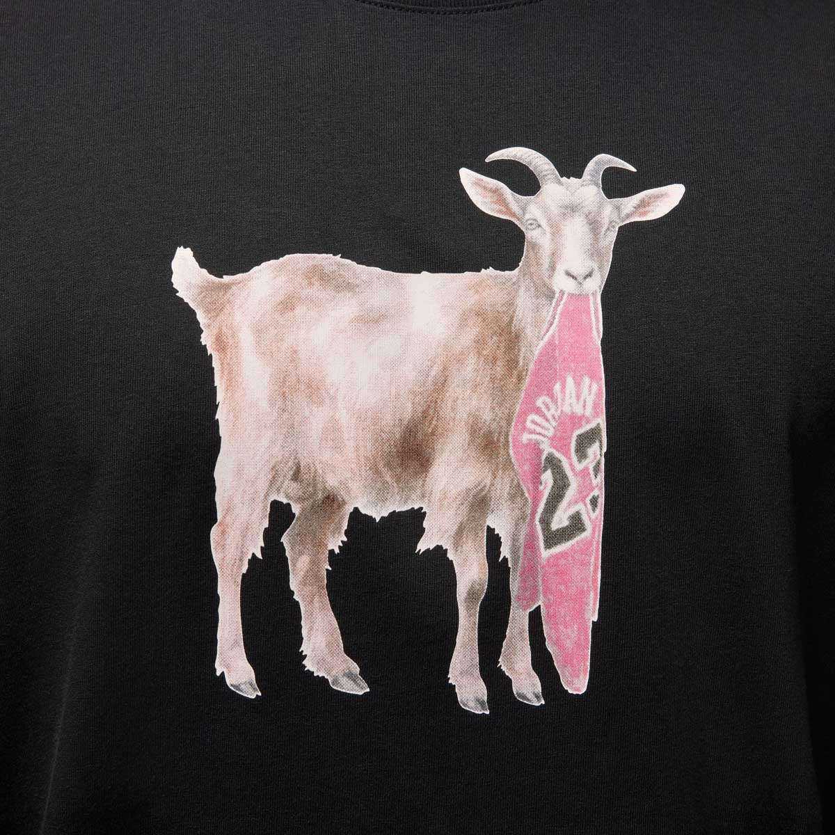 Short Sleeve Tee 'Goat'