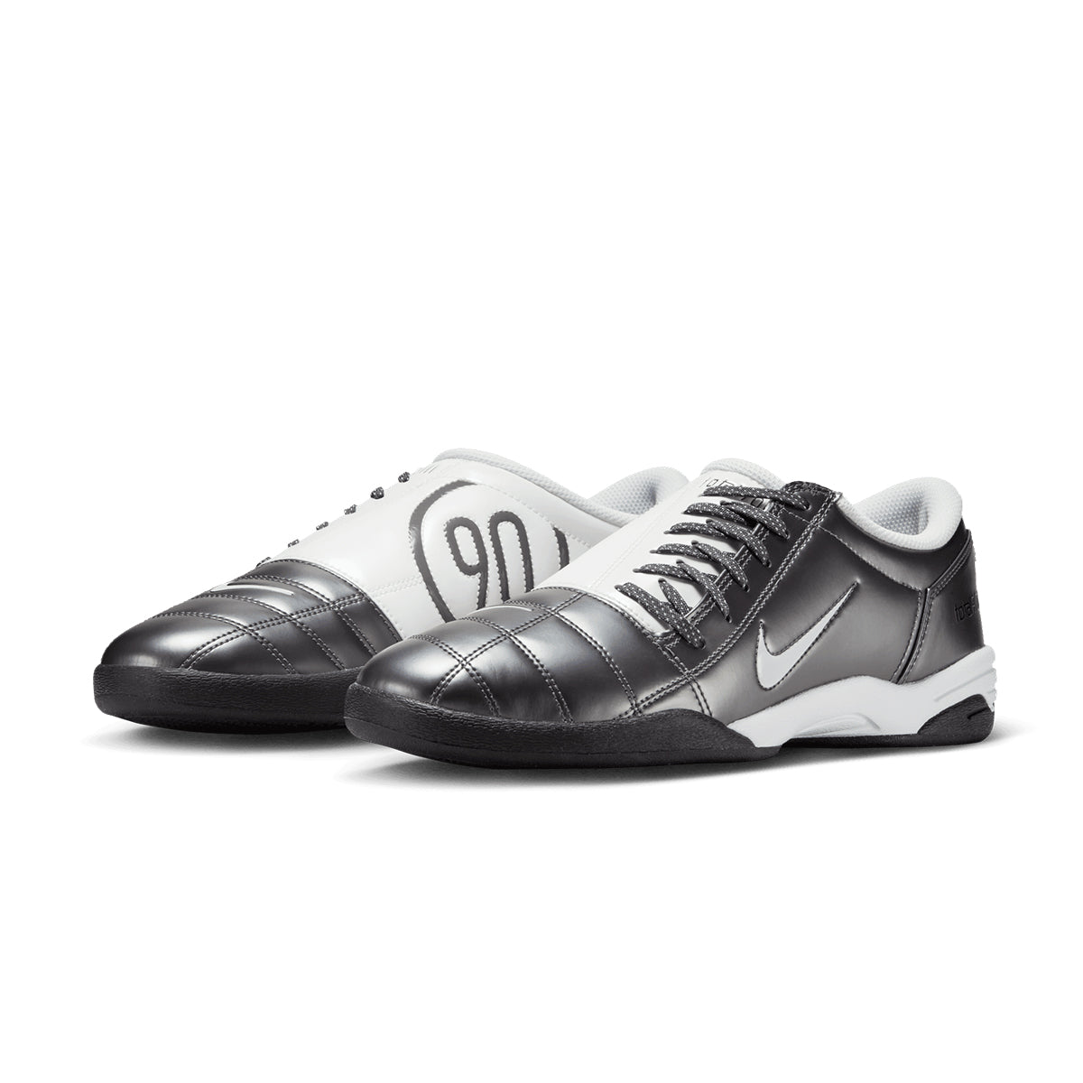 Total 90 III 'Light Graphite Summit White'