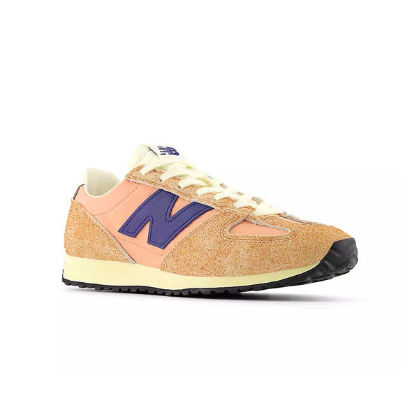 471 'Peach Nectar Blue Oyster'