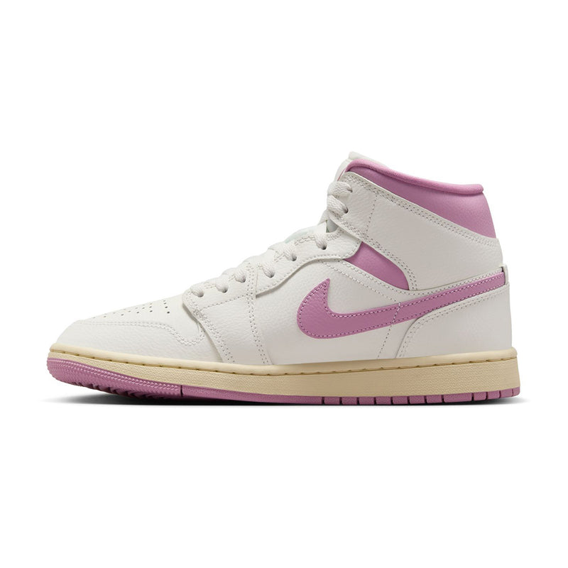 Wmns Air Jordan 1 Mid 'Strawberries and Cream'