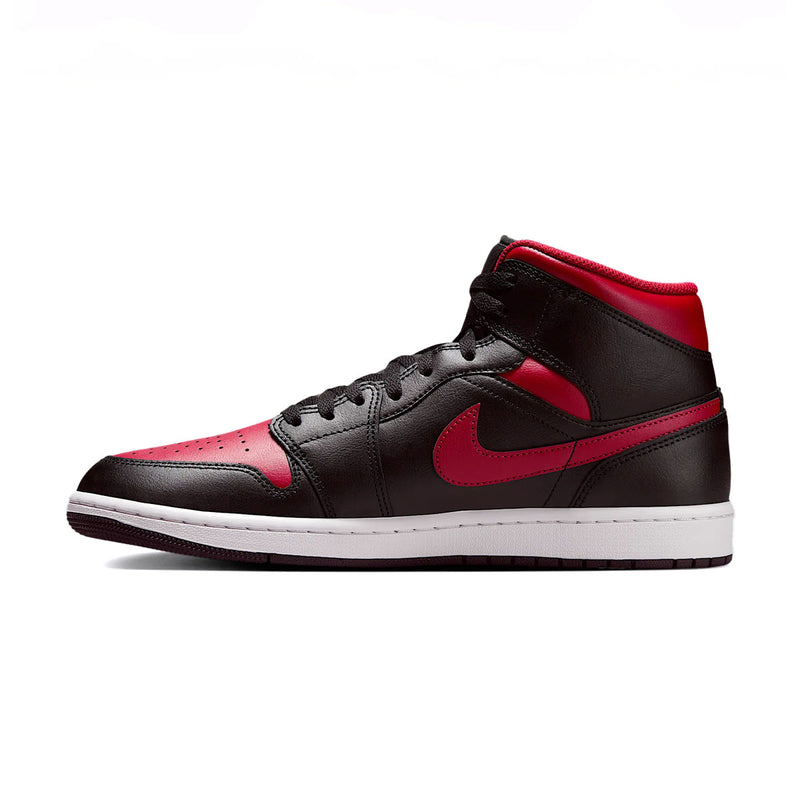 Air Jordan 1 Mid 'Bred'