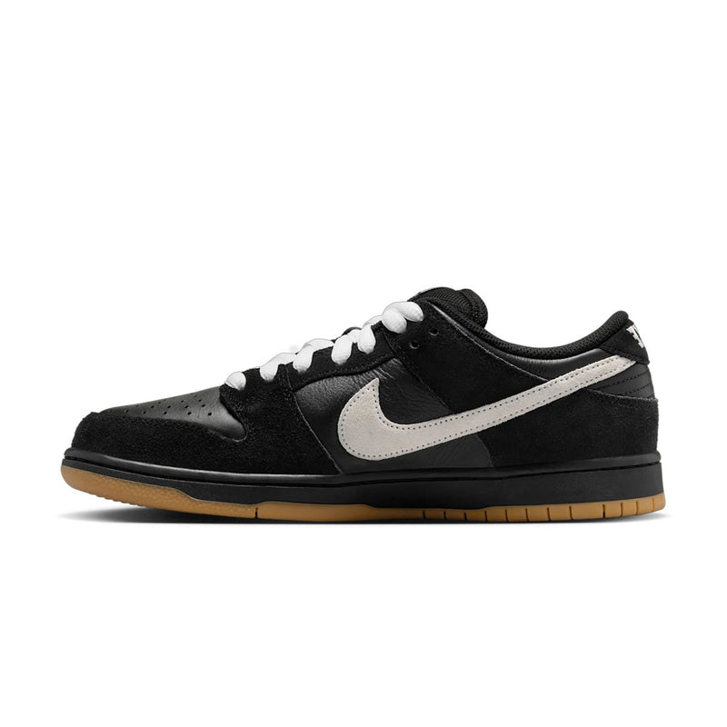 SB Dunk Low Pro 'Black White'