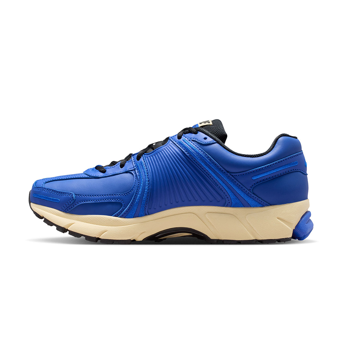 Zoom Vomero 5 QS 'Swoooshless'