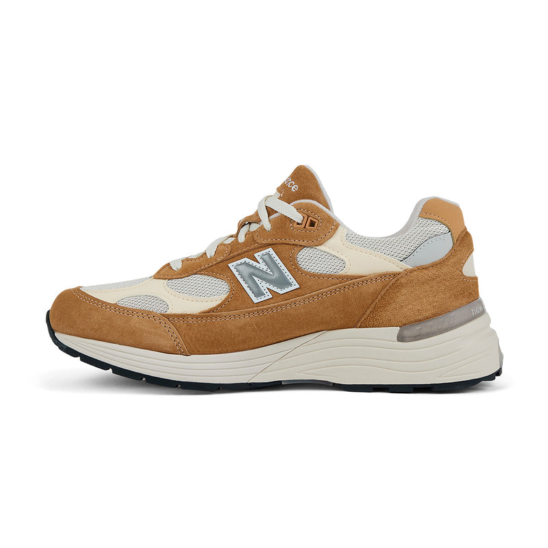 in USA 992 'Sweet Caramel'