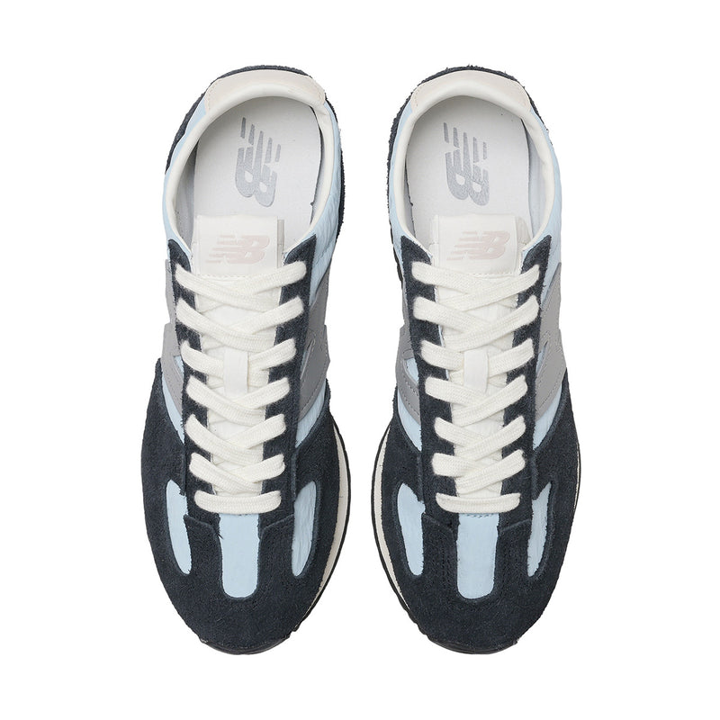 471 'Light Chrome Blue'