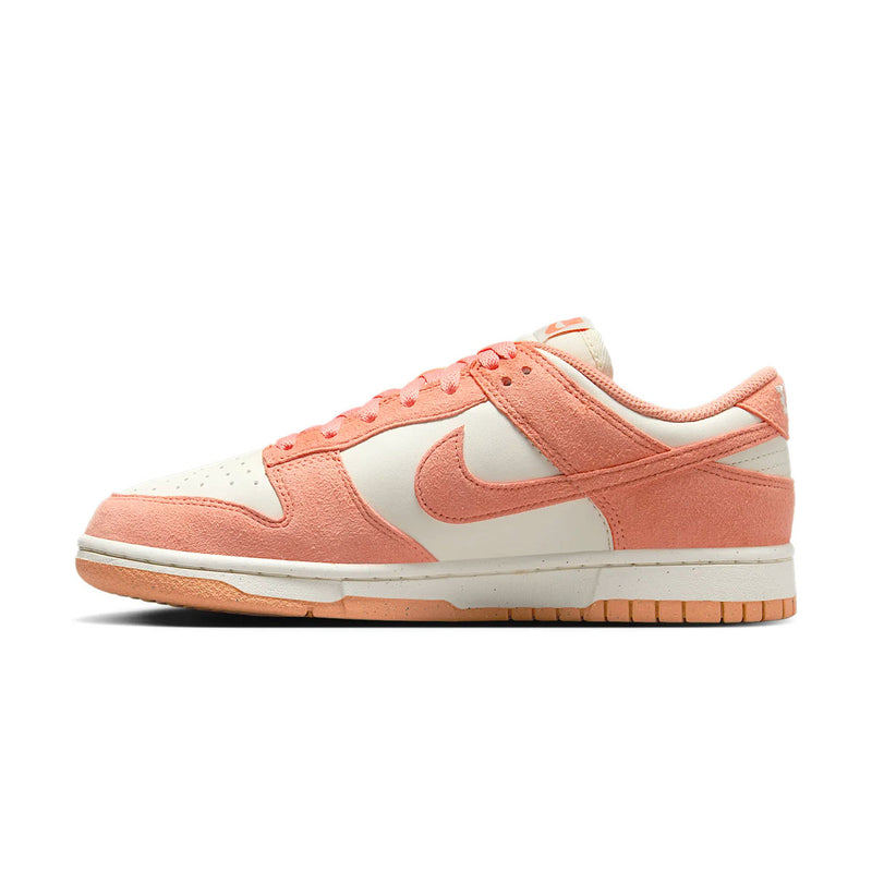 Wmns Dunk Low 'Apricot Agate'