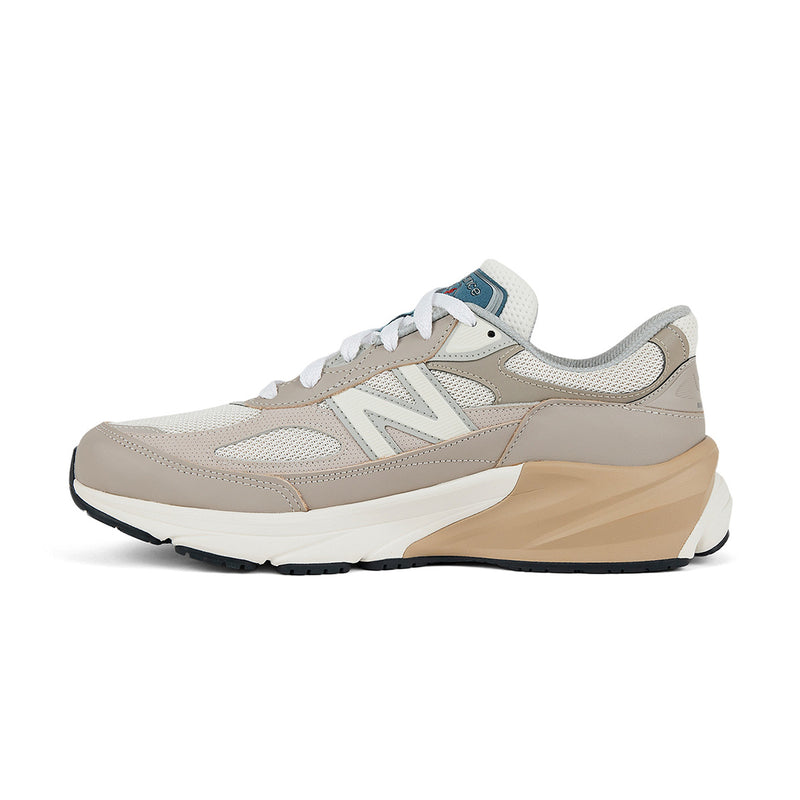 in USA 990V6 'Light Mushroom'