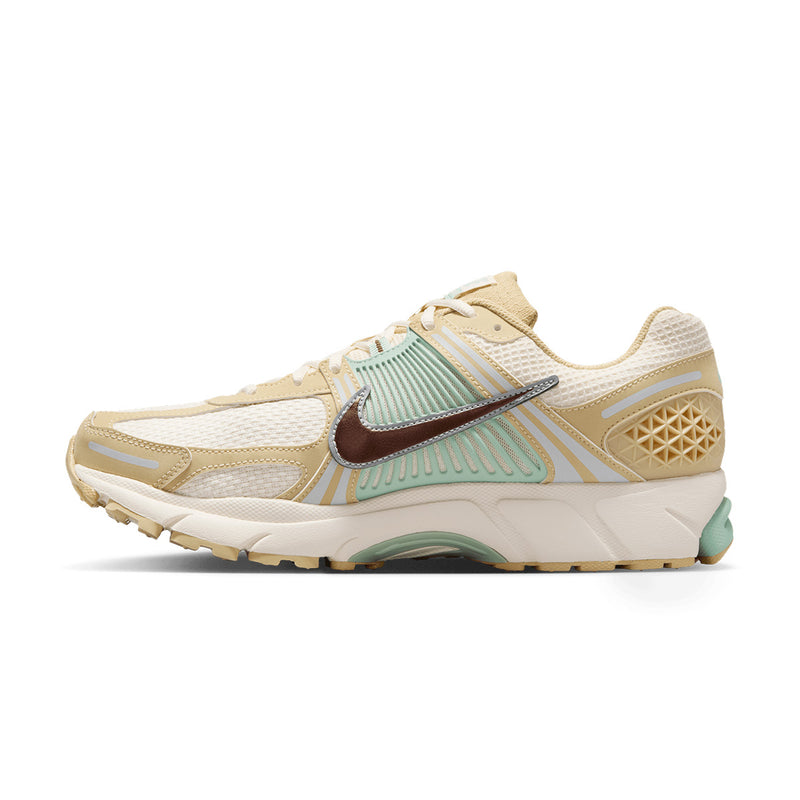 Zoom Vomero 5 SE 'Team Gold Seafoam'