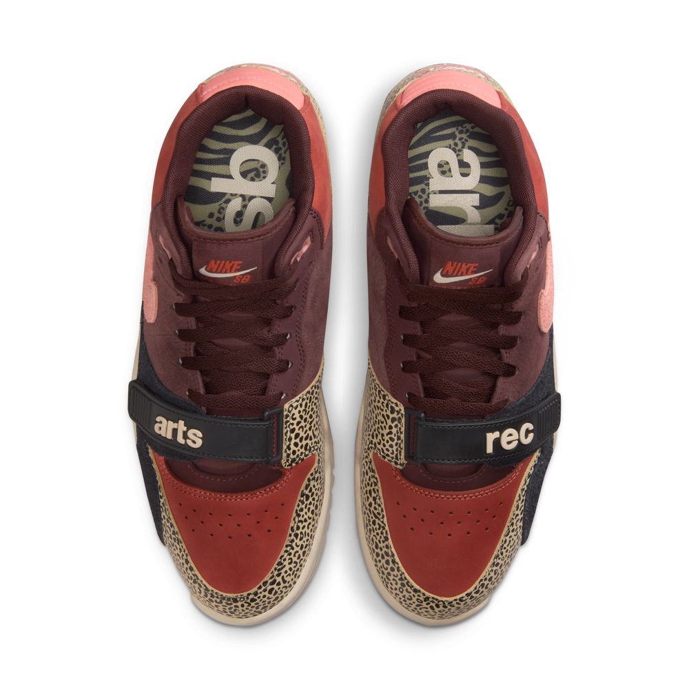 + Arts & Rec SB Air Trainer 1 Qs 'Earth Dusty Peach'