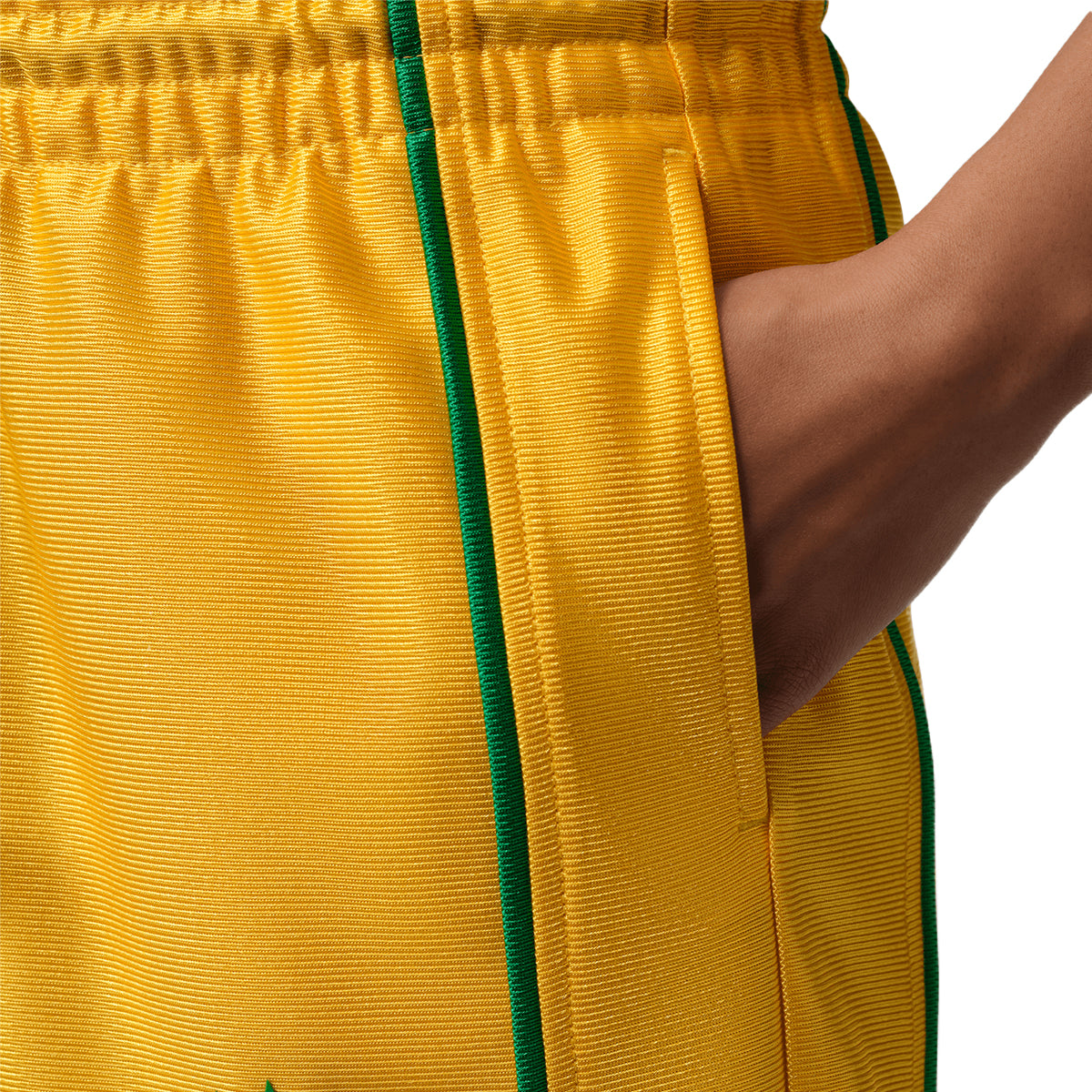 + Brasil Futebol Wmns Knit Shorts 'Varsity Maize'