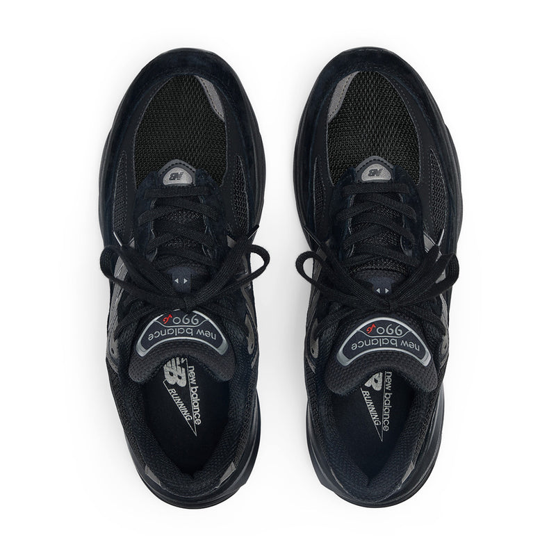 in USA 990v6 'Triple Black'