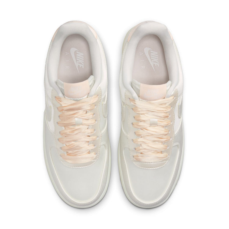 Wmns Air Force 1 '07 LV8 'Soft Sail Denim Velvet'