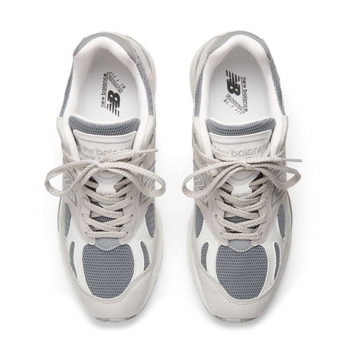 in UK 991 'Nimbus Cloud'