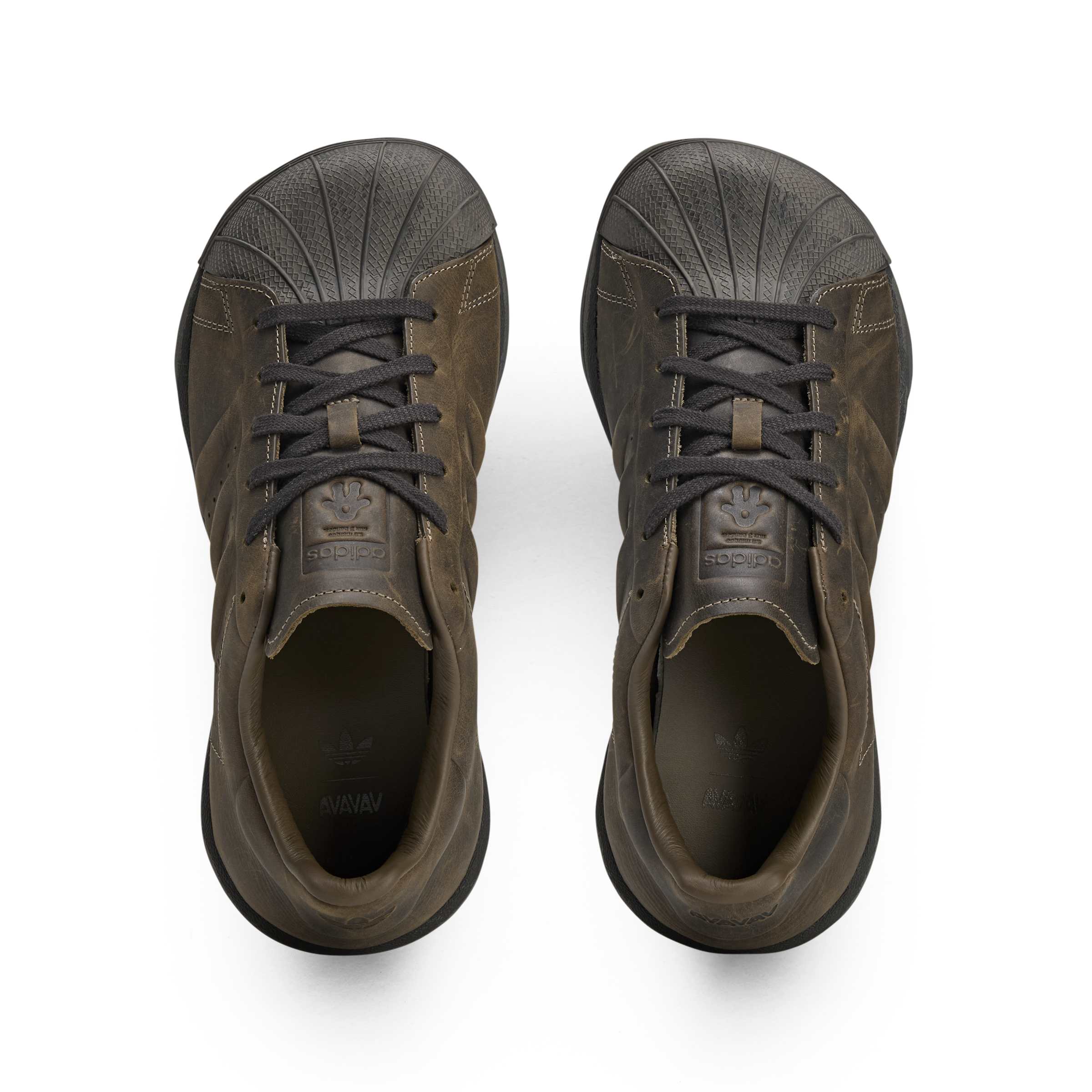 + AVAVAV Wmns Superstar 'Umber'