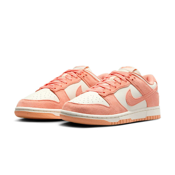 Wmns Dunk Low 'Apricot Agate'