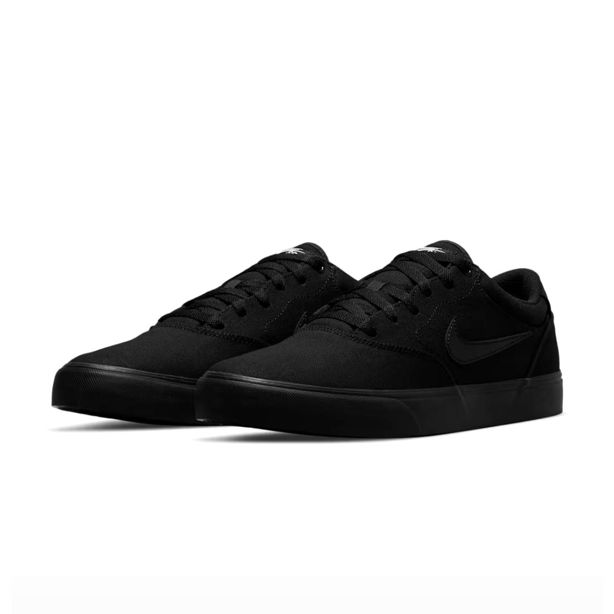 SB Chron 2 Canvas ‘Triple Black’