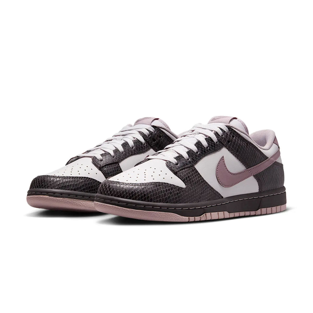 Dunk Low SE 'Snakeskin Medium Ash'