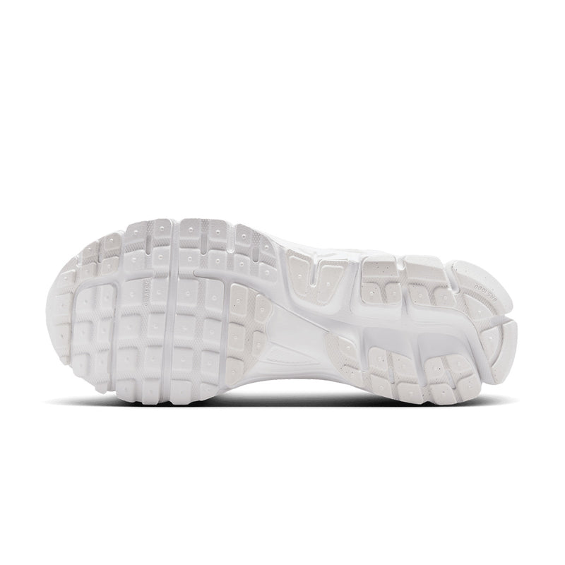 Wmns Zoom Vomero 5 SE 'Triple White'