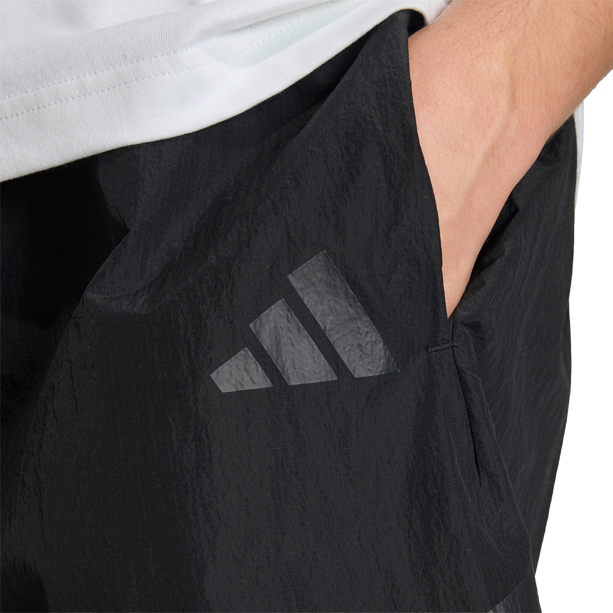 + Mercedes Amg Petronas F1 Team Night Woven Shorts 'Black'