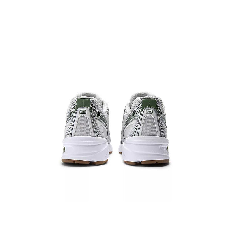 740 'Grey Matter Dark Alpine Green'