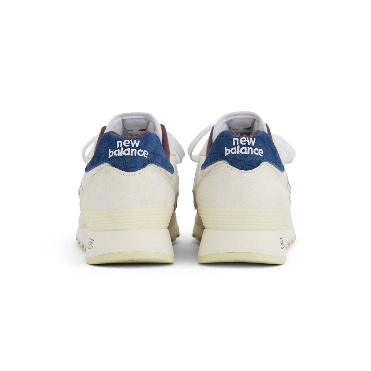 in USA 1300 'Angora Blue Oyster'