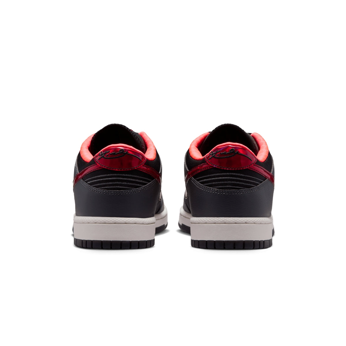 + Kobe Dunk Low Protro 'WNBA'