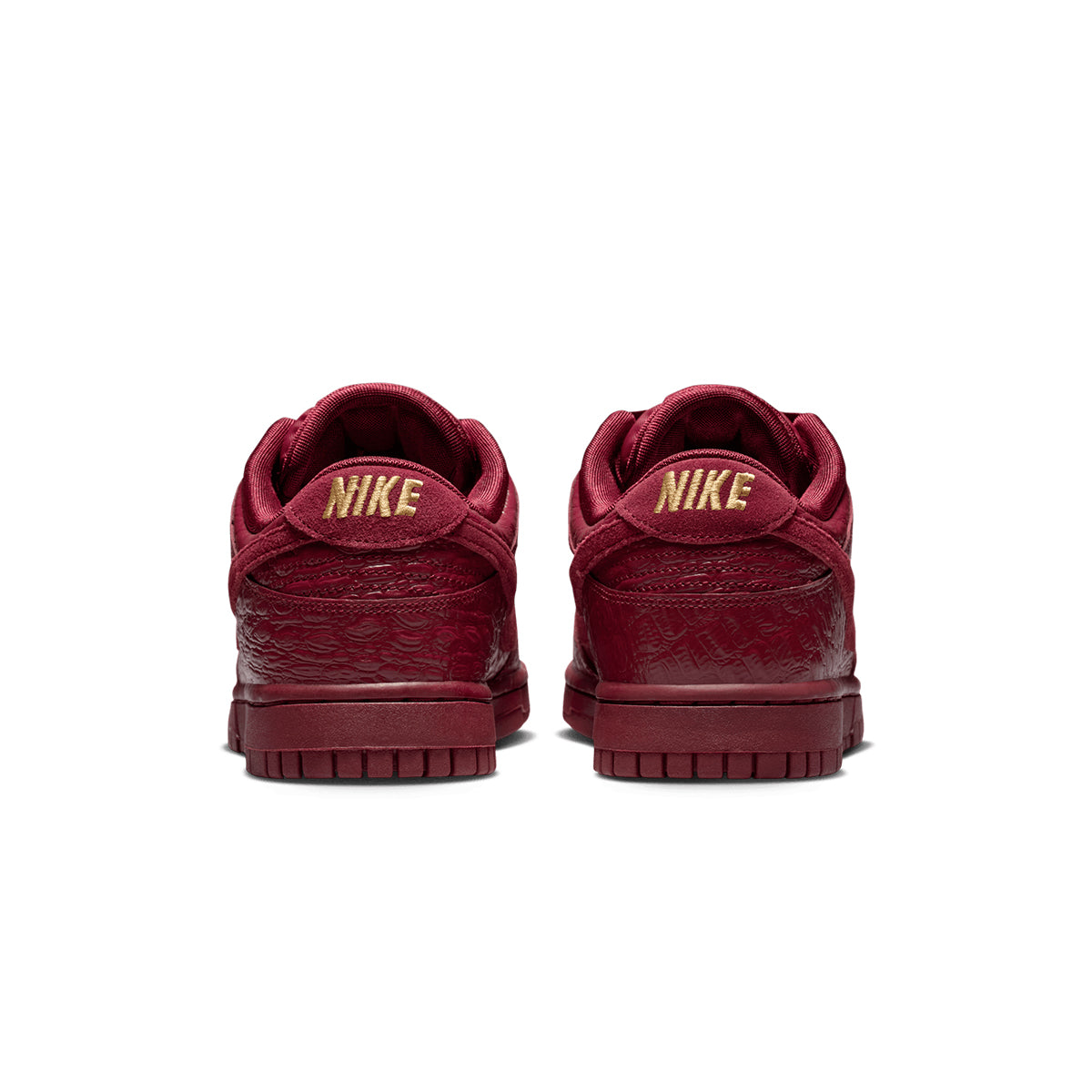 Wmns Dunk Low 'Crocs Team Red'