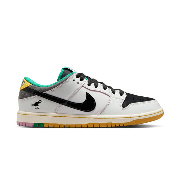 + CSEF SB Dunk Low Pro QS 'White Black'