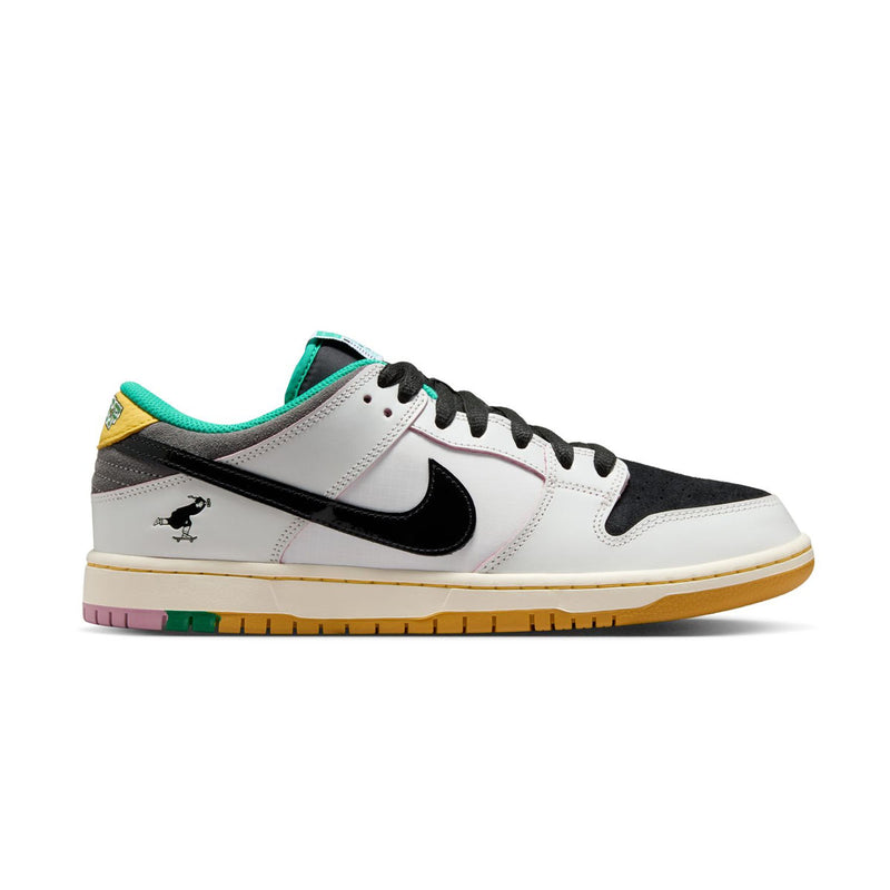 + CSEF SB Dunk Low Pro QS 'White Black'