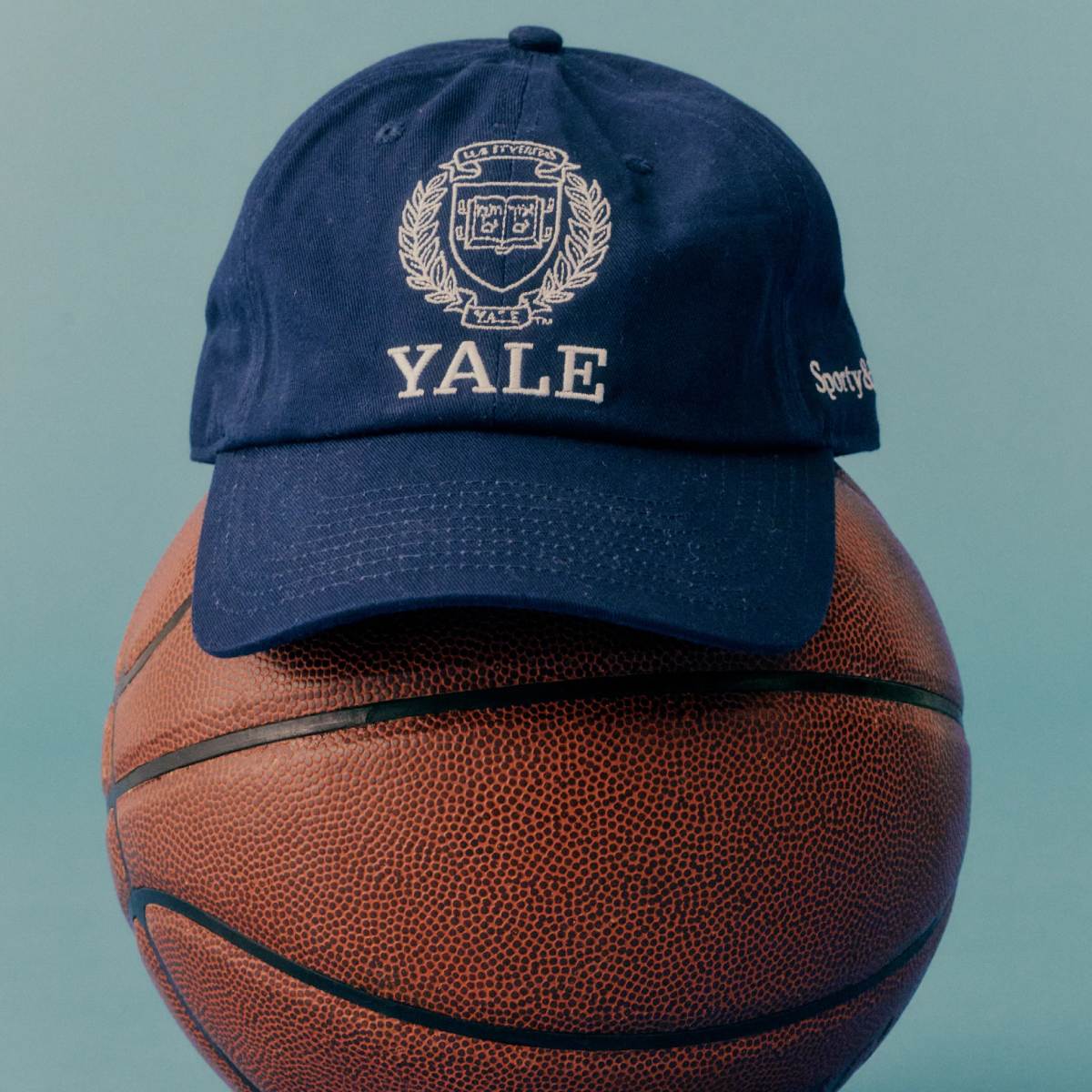 + Yale Crest Cap 'Dark Navy'