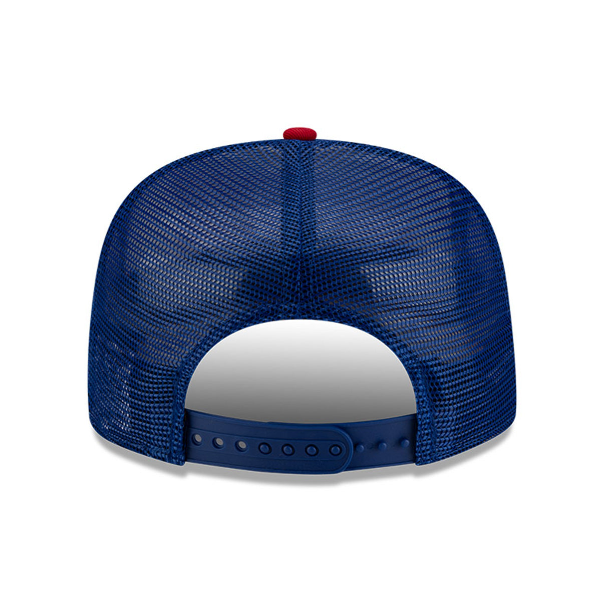 + Stranger Things 19TWENTY Trucker Cap 'White Scarlet Blue'