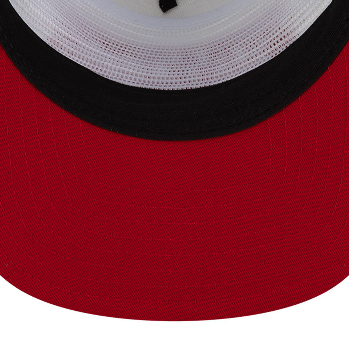 + Stranger Things 19TWENTY Trucker Cap 'White Scarlet Blue'