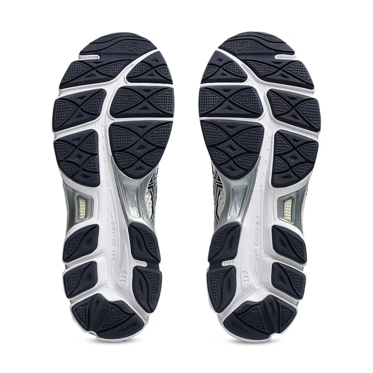 GEL-Cumulus 16 'White Midnight'