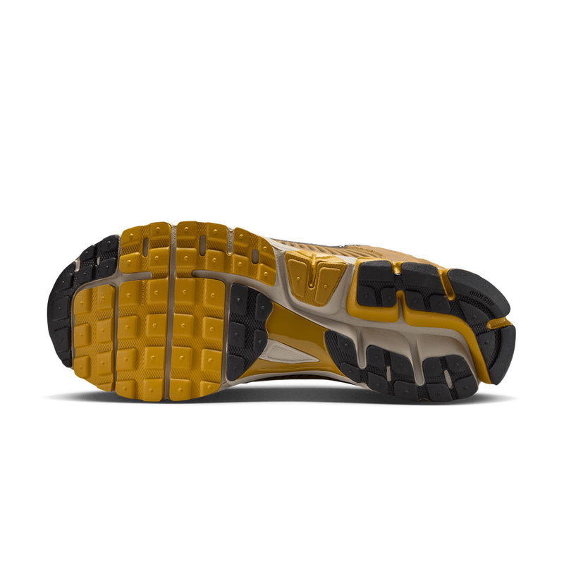 Zoom Vomero 5 'Ochre'