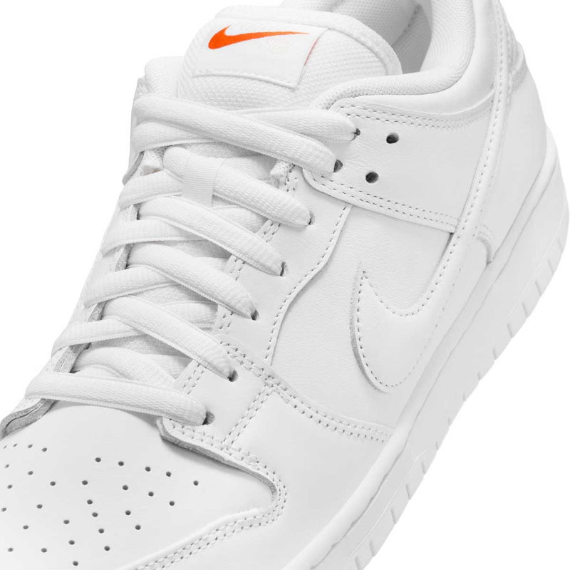 SB Dunk Low Pro 'White'