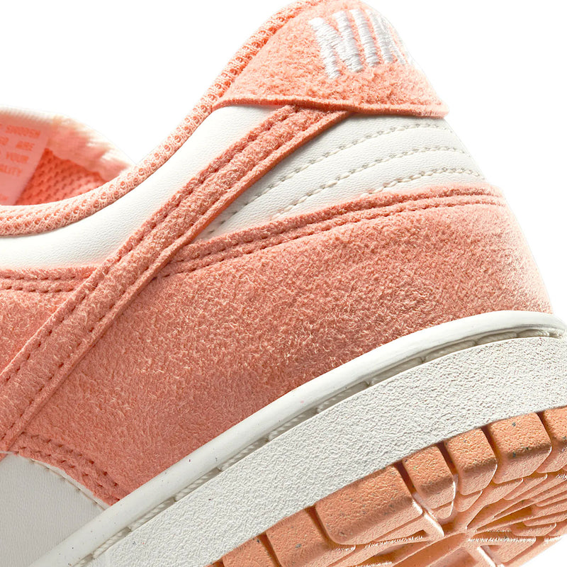 Wmns Dunk Low 'Apricot Agate'