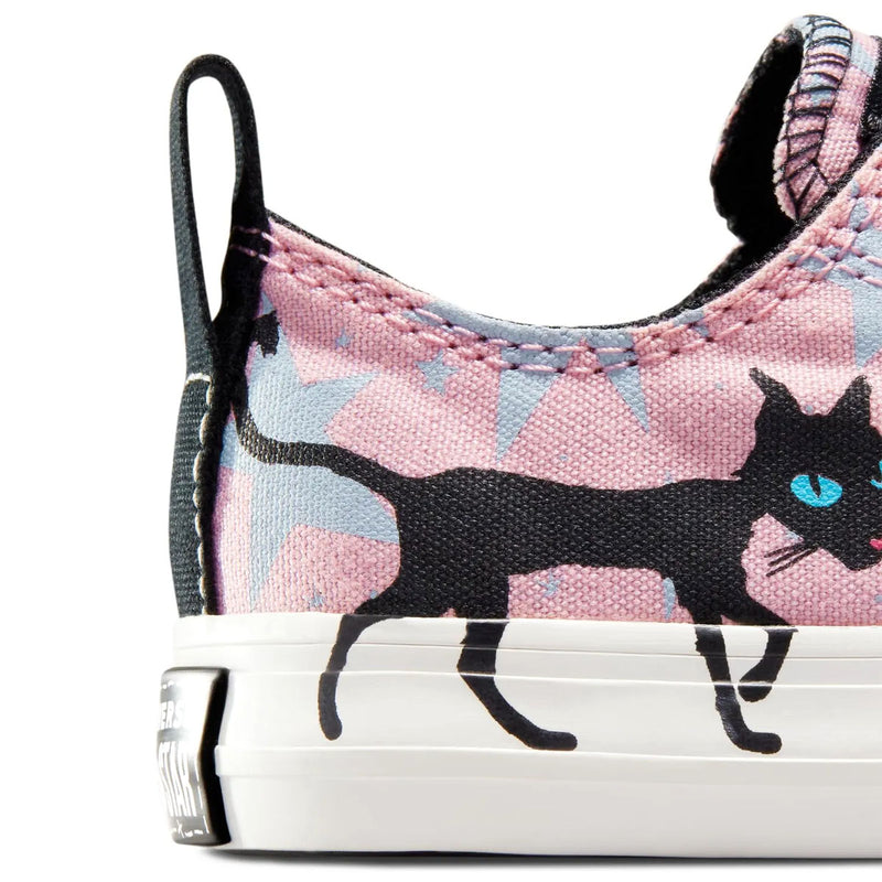 + Coraline Toddlers Chuck Taylor All Star Easy On 'Lotus Pink'