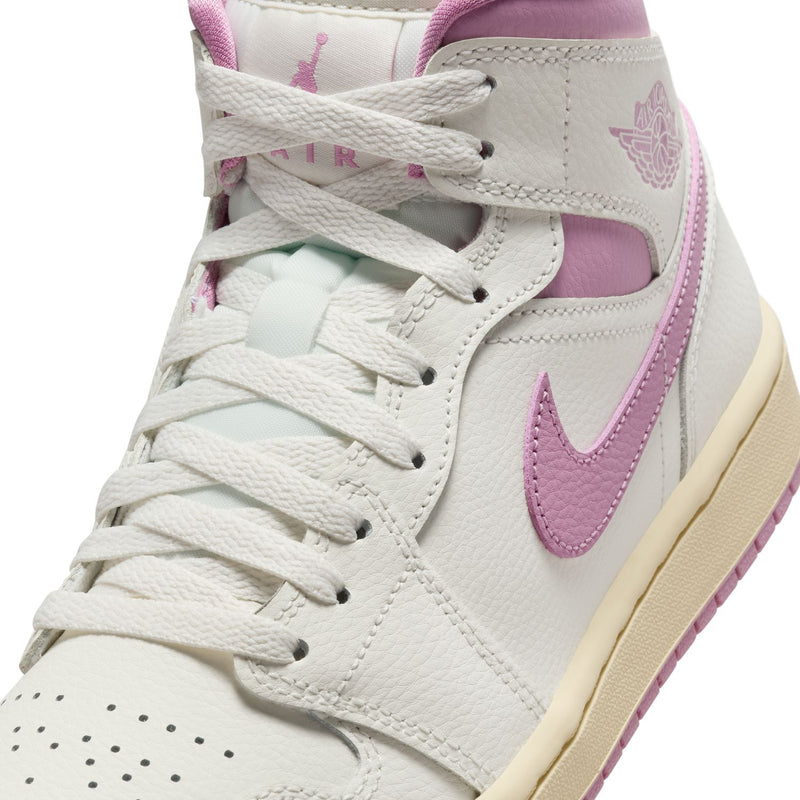 Wmns Air Jordan 1 Mid 'Strawberries and Cream'