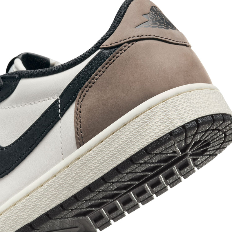 Air Jordan 1 Low OG 'Mocha'