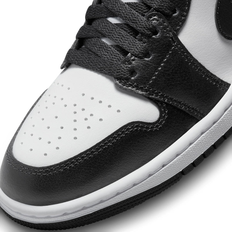 Wmns Air Jordan 1 Mid 'Panda'