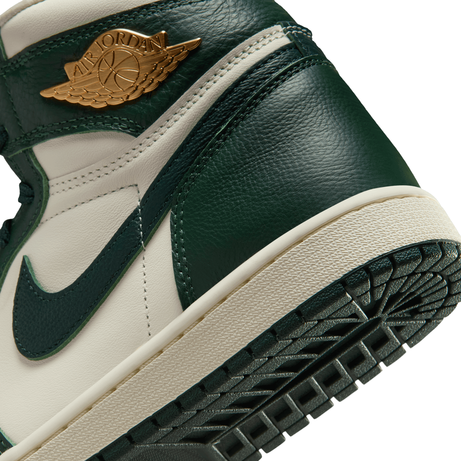 Wmns Air Jordan 1 Retro Hi OG 'Fir Pro Green'