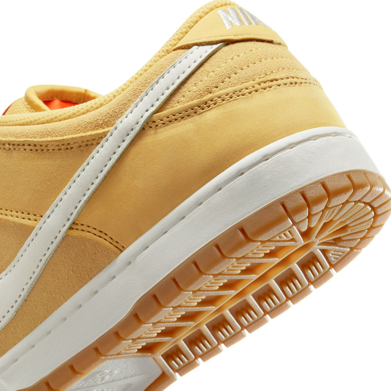 SB Dunk Low Pro 'Saturn Gold'