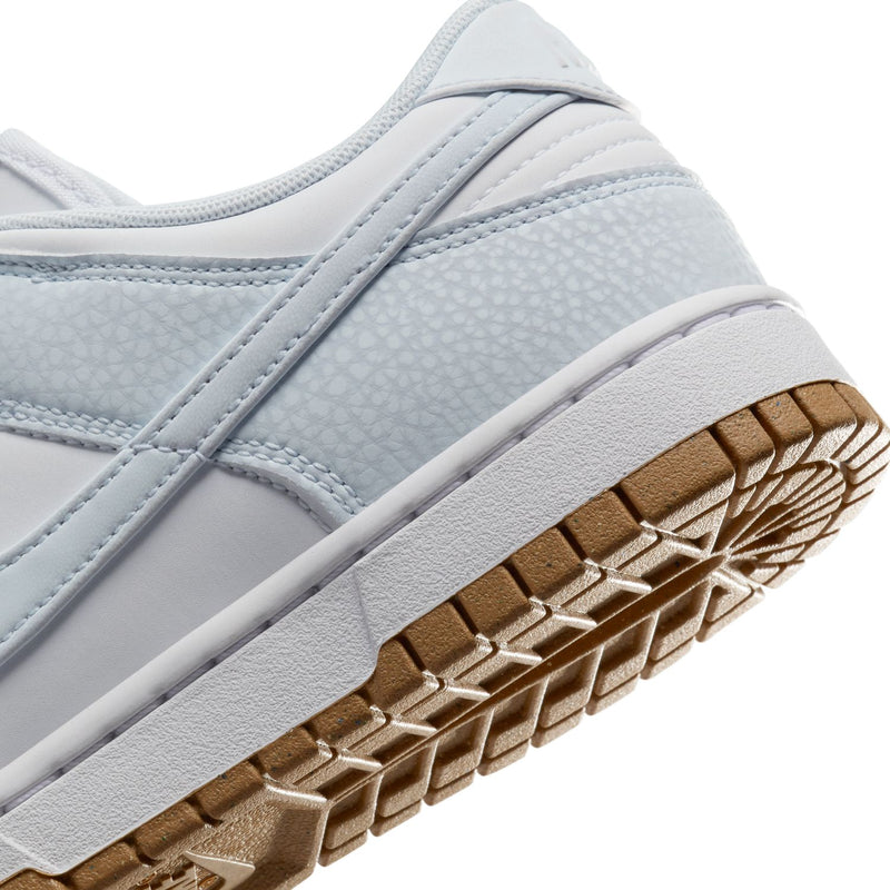 Wmns Dunk Low Premium Next Nature 'Football Grey'