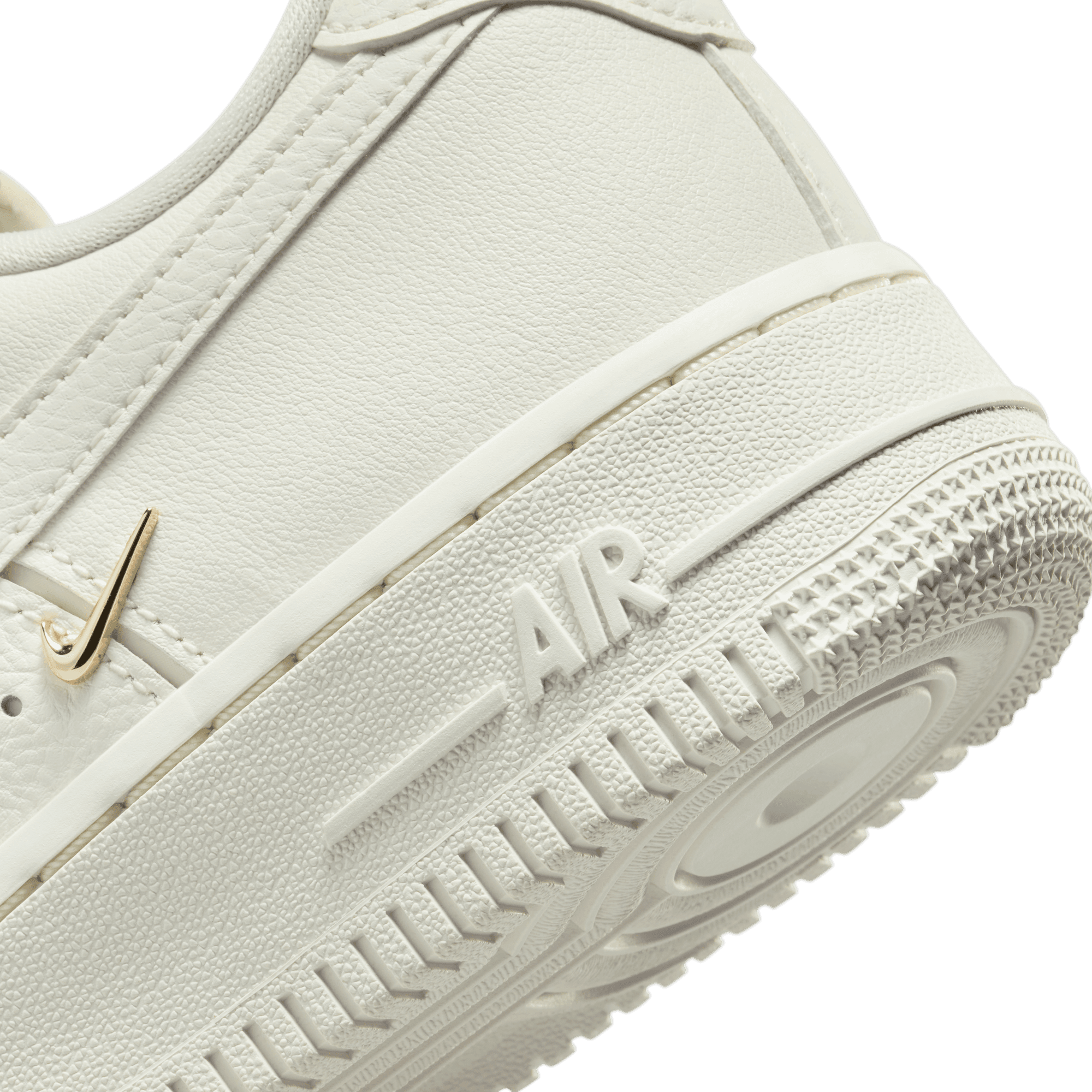 Wmns Air Force 1 '07 LX 'Sail Metallic Gold'