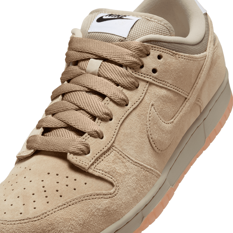 SB Dunk Low Pro B 'Parachute Beige'