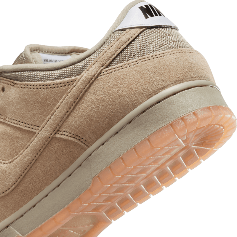 SB Dunk Low Pro B 'Parachute Beige'