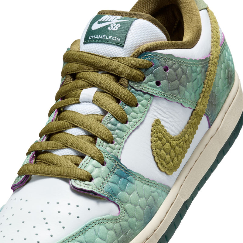 + Alexis Sablone SB Dunk Low 'Oil Green'