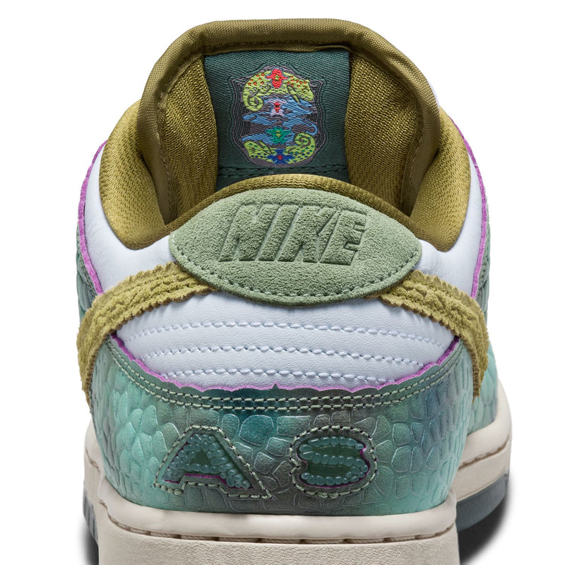 + Alexis Sablone SB Dunk Low 'Oil Green'